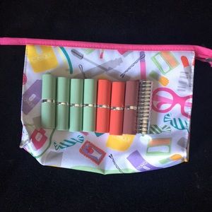 Clinique lipstick 💄💄💄 all 8 never used  👄